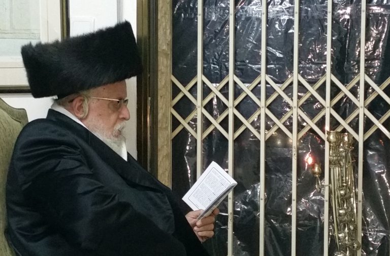 האדמו''ר מבוסטון שליט''א