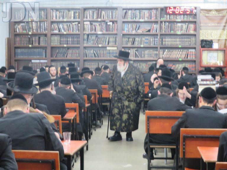 ויז'ניץ ביקור באלעד (11)