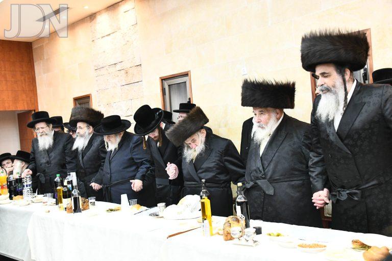 טשערנאביל ברעזאן גארליץ אירוסין (31)