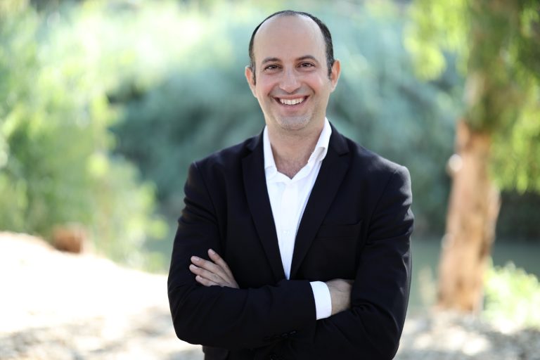 מאיר בן דרור צילום ראובן חיון