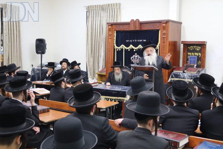 רבי זושא הורביץ ישיבת זוויעהל (3)