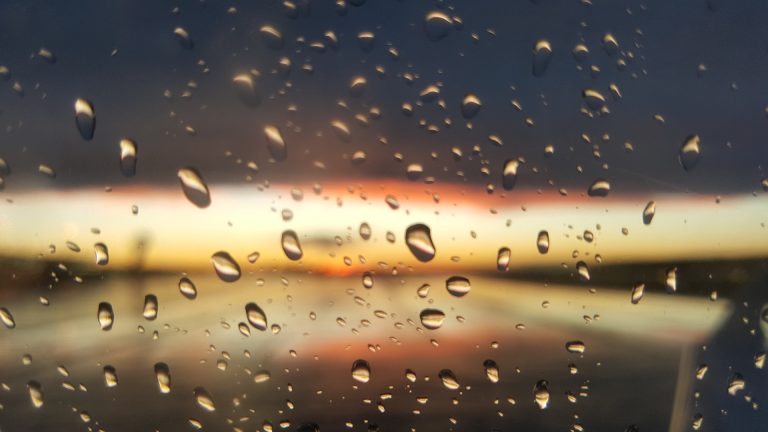 rain-966894_1920