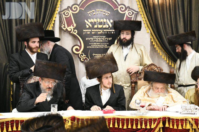 אנטניא תולדות אברהם יצחק שבע ברכות (21)