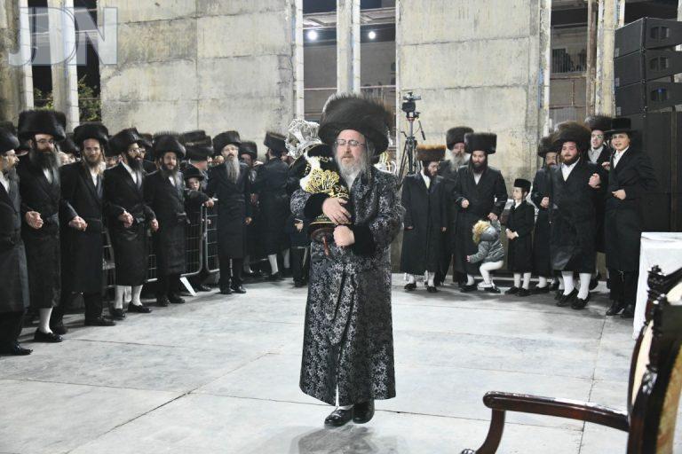 ביאלא ב''ב הכנסת ס''ת ביתר (6)