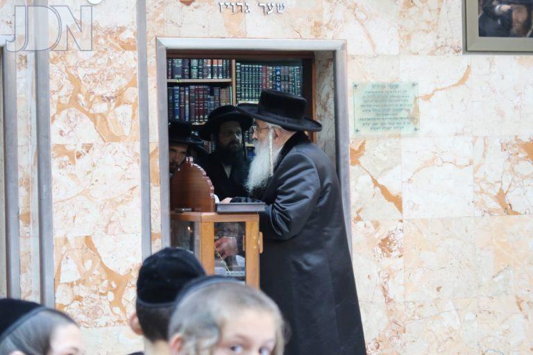 דושינסקיא הדלקת נרות חנוכה תשפ''ג (8)