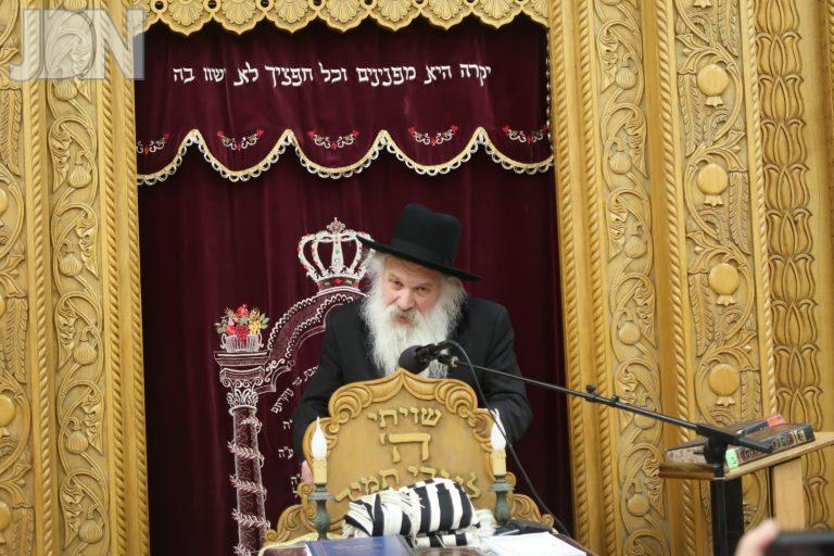 הגר''ד שוסטל בשיעור בישיבת בריסק (7)