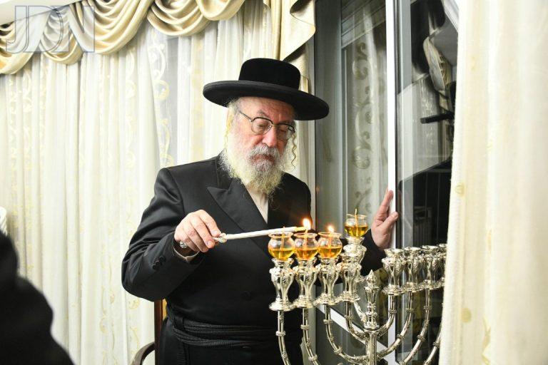 וויען הדלקת נרות חנוכה (6)