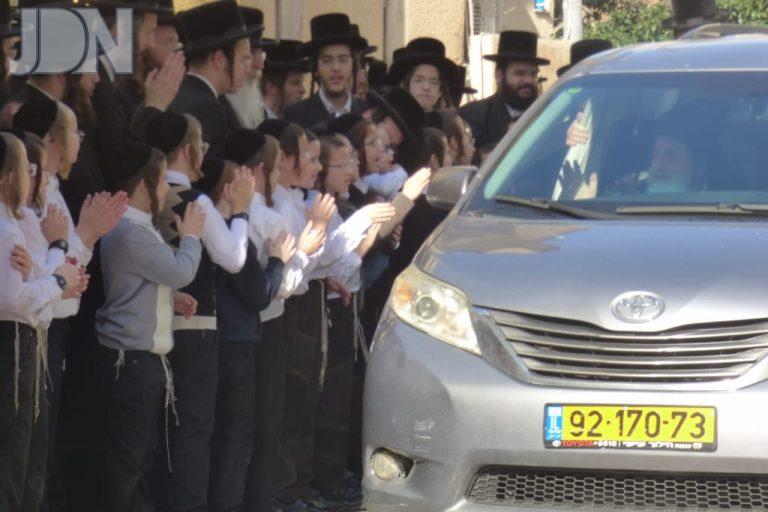 ויז'ניץ חזרה לארה''ק (13)