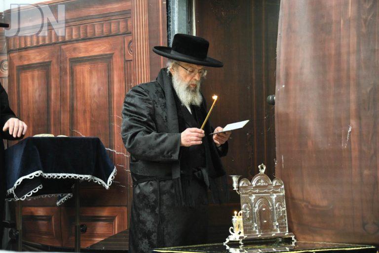 פינסק קרלין הדלקת נרות חנוכה (12)
