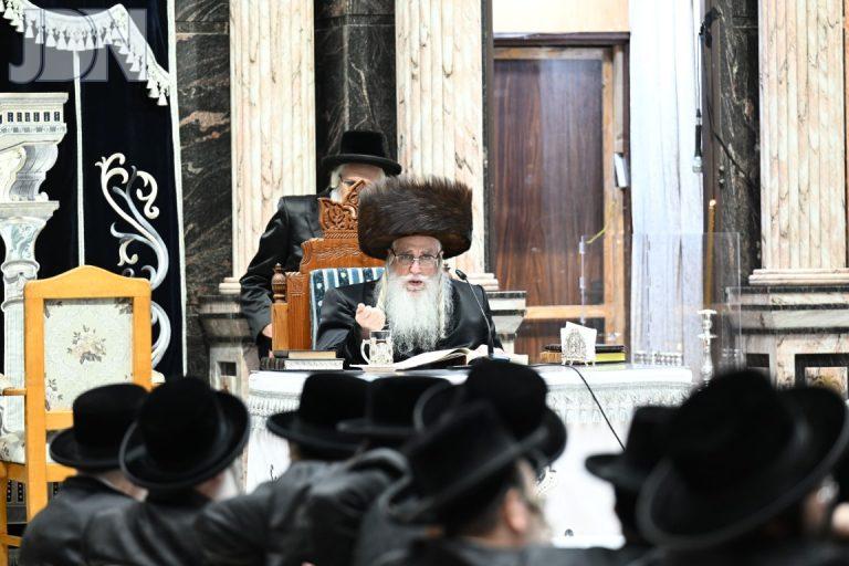 צאנז הדלקת נרות חנוכה תשפ''ג (6)