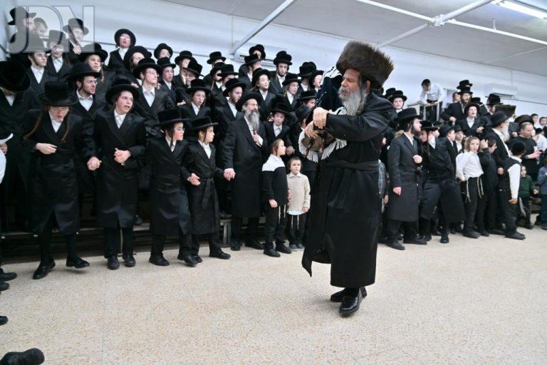קוידינוב הכנסת ס''ת (21)