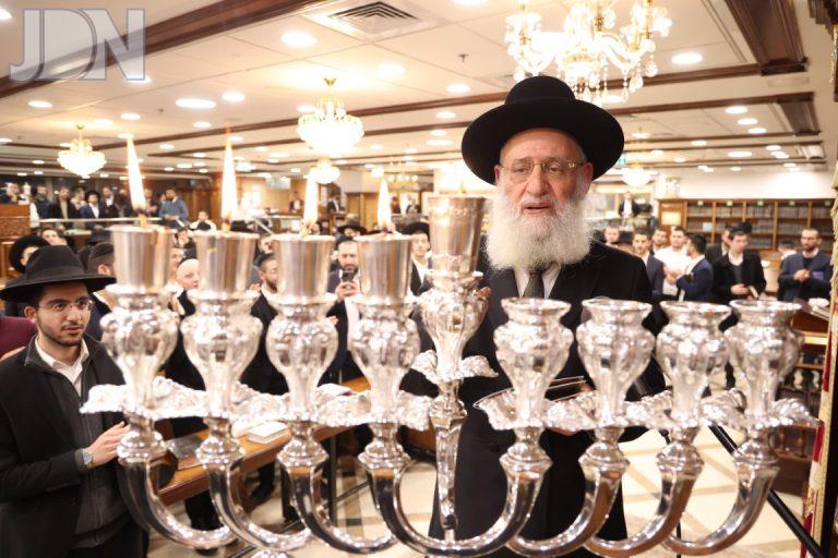 רבי ראובן אלבז חנוכה פג (10)