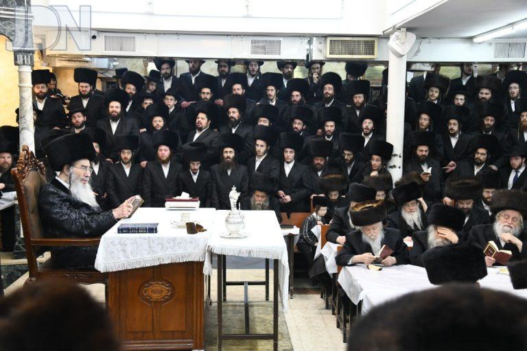 אלכסנדר הילולת ישמח ישראל פג (16)