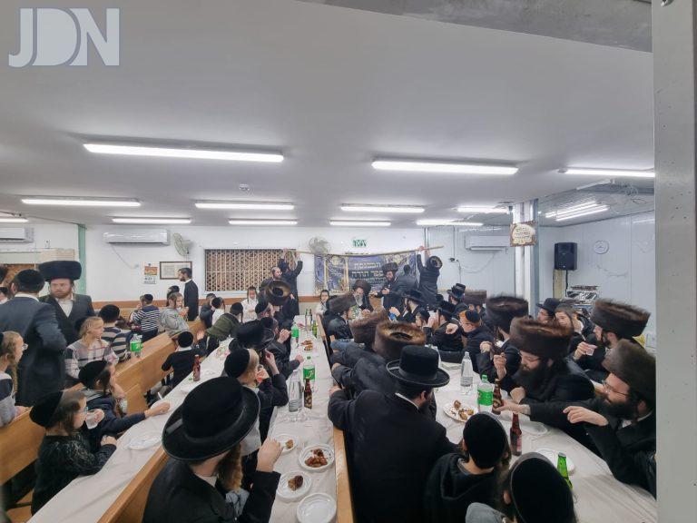 הכנסת ס''ת גרינבוים בית שמש (6)