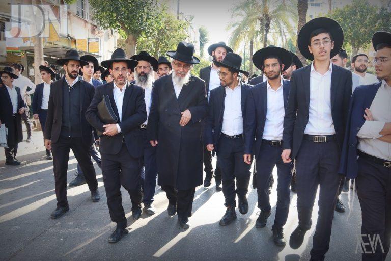 הלווית רבי שמעון בעדני (28)