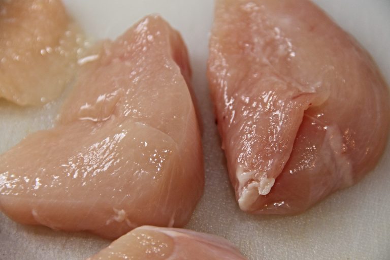 chicken-g841ba1da3_1920