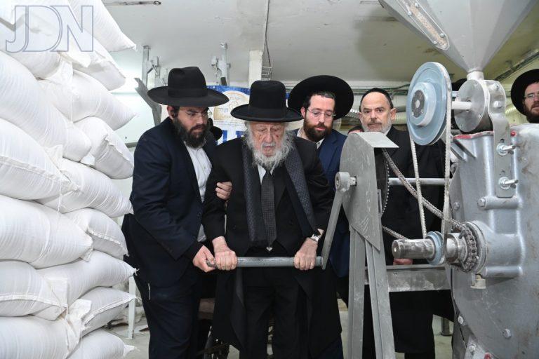 הגרב''ד פוברסקי טחינת חיטים (3)