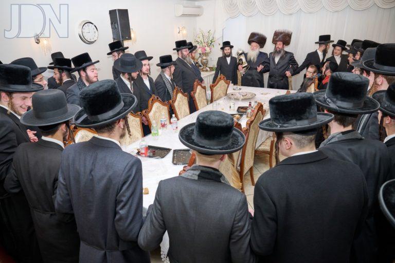 הכנסת ס''ת הרב לאבין לונדון (64)