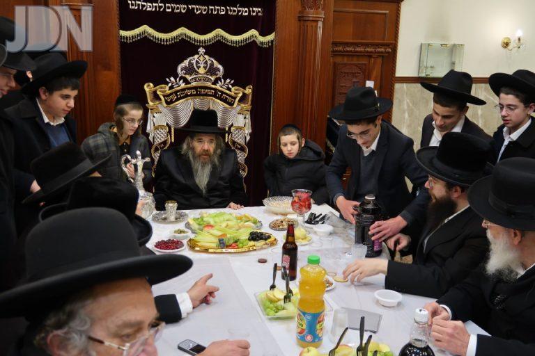 טריסק טו בשבט פג (1)