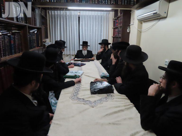 מבחן מליחה כולל הוראה מאירת עיניים (2)