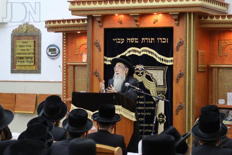 מעליץ שיחה לבחורי ישיבת מכנובקא בעלזא אלעד (12)