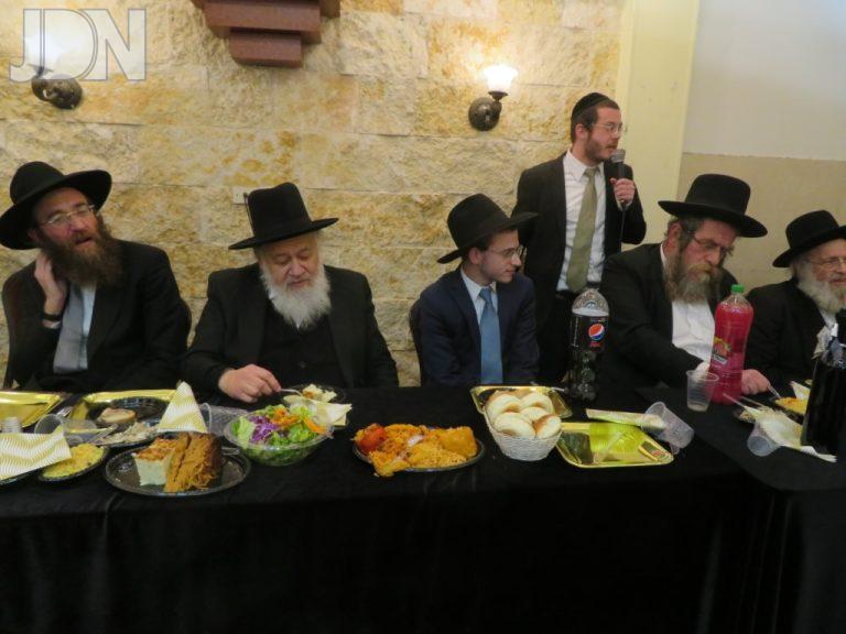 שמחת אירוסי נכד הגרא''י קוק מאור התלמוד (15)