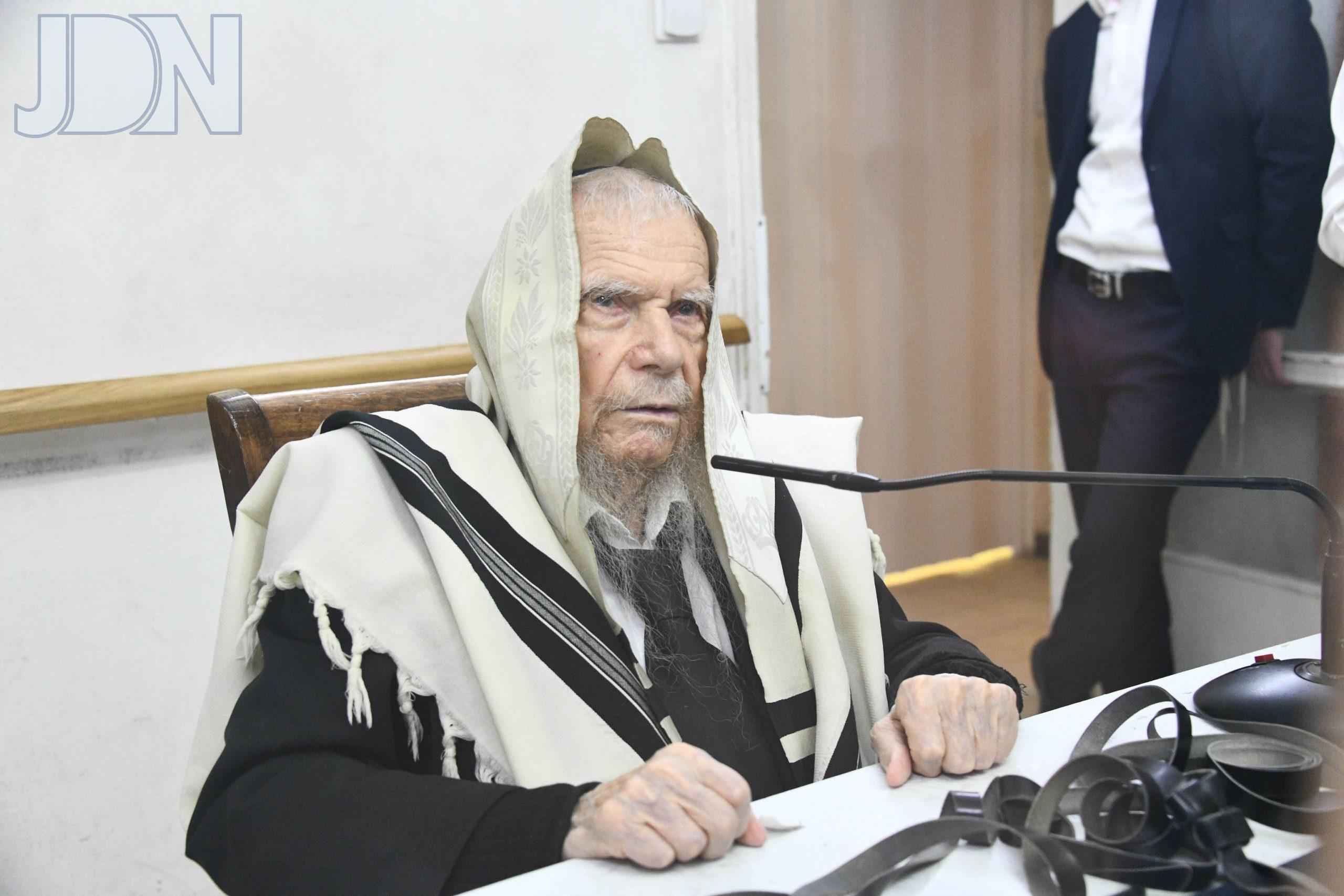 הרעה במצב מרן הגרי"ג אדלשטיין: המדדים התייצבו בבוקר