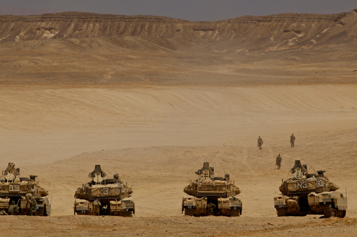 Military exercise in negev sandstorm