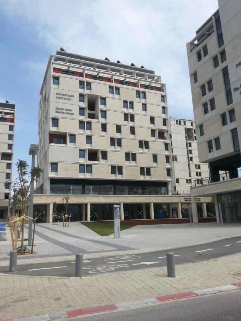 Tel_Aviv_University_new_dormitories_(3)