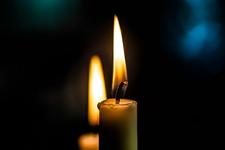 burning-candles-6768469_960_720