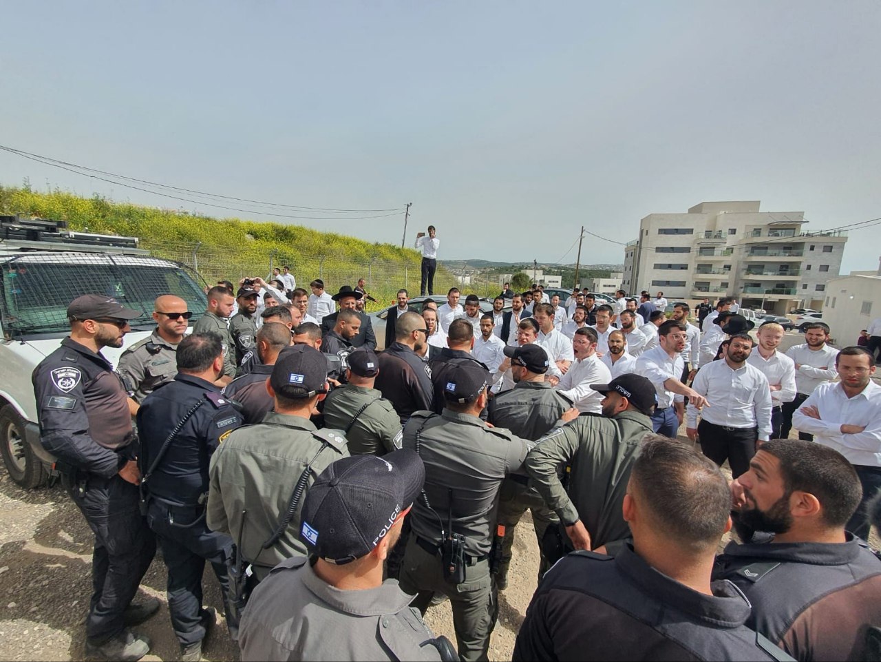 בעקבות הריסת בית הכנסת – ראש העיר טוען: "אני מאוים בדרגה 5, תוגברה האבטחה"