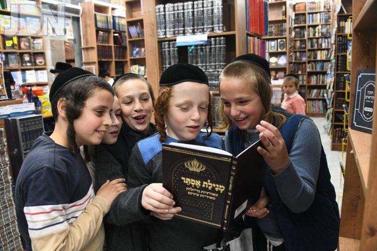 בני ברק הכנות לפורים (58)