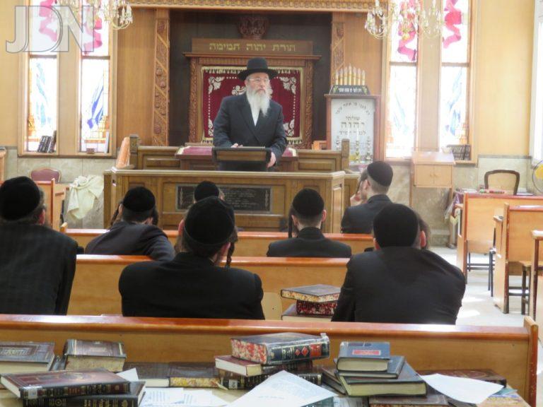הגרי''י בלינוב שיעור לע''נ חמיו (5)