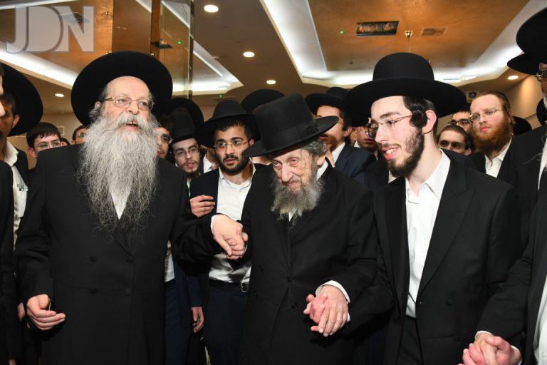 הגר''ש קנייבסקי חתונת בן הזקונים (47)