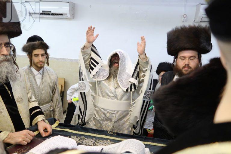 ווערצקי קריאת המגילה (2)