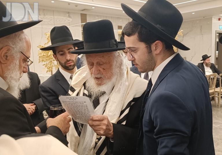מרן ראש הישיבה בברכות