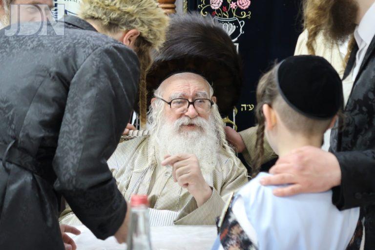 משכנות הרועים פורים פג א