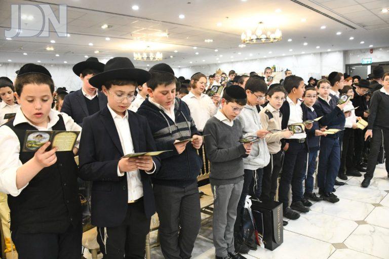 סיומים במלאות שנה לגר''ח (40)