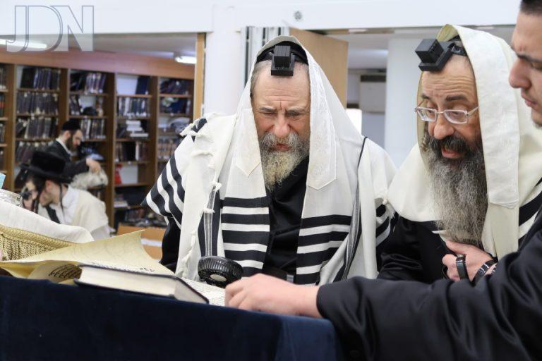ראחמיסטריווקא קריאת המגילה (10)