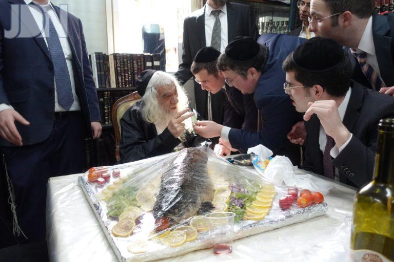רבי אשר דויטש פורים פג (3)