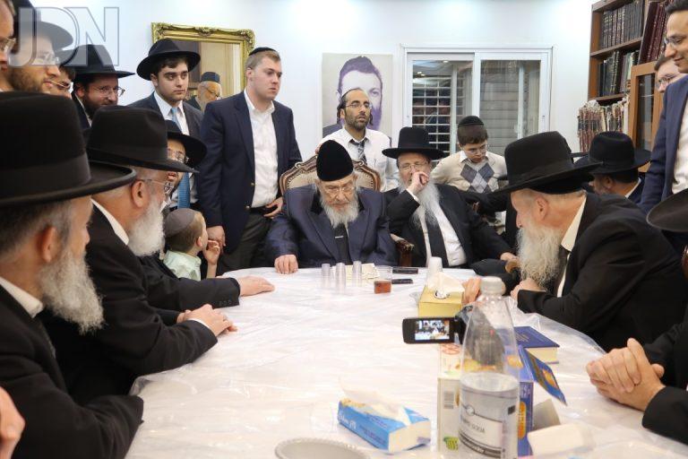 הגרב''מ אזרחי הקבלת פני רבו (4)