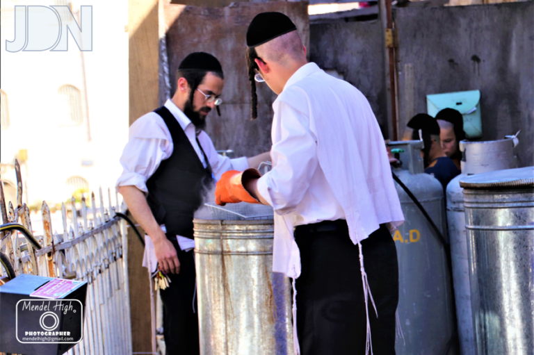 מאה שערים ערב פסח תשפ''ג (5)