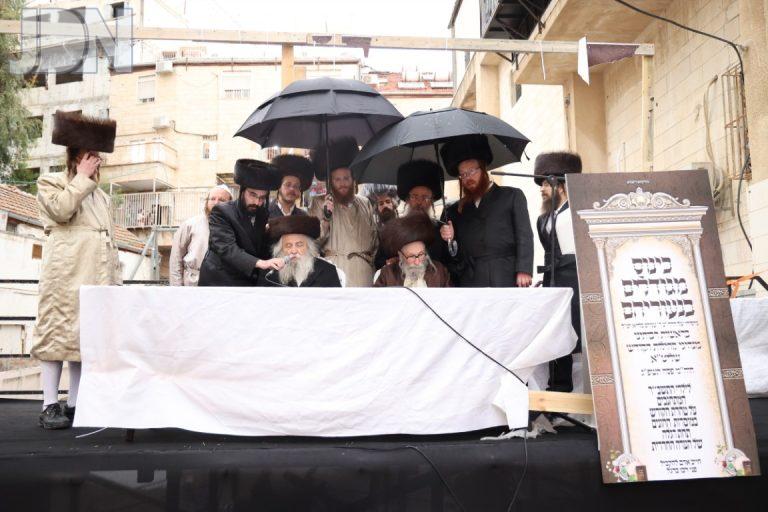 מגודלים בנעוריהם הקבלת פני רבו (19)