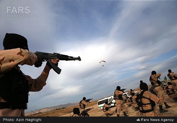 Border_patrol_exercise_in_Kermanshah_province_(01)