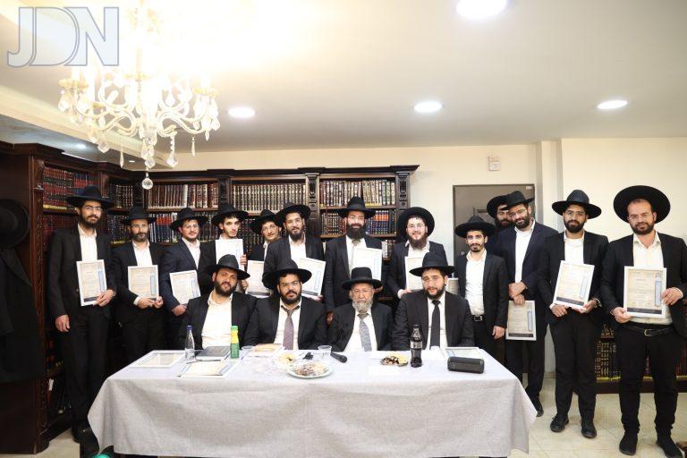 הגר''ב שרגא הכתרת מורי הוראה (3)