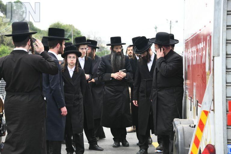 מירון רבנים ואדמור''ים (36)