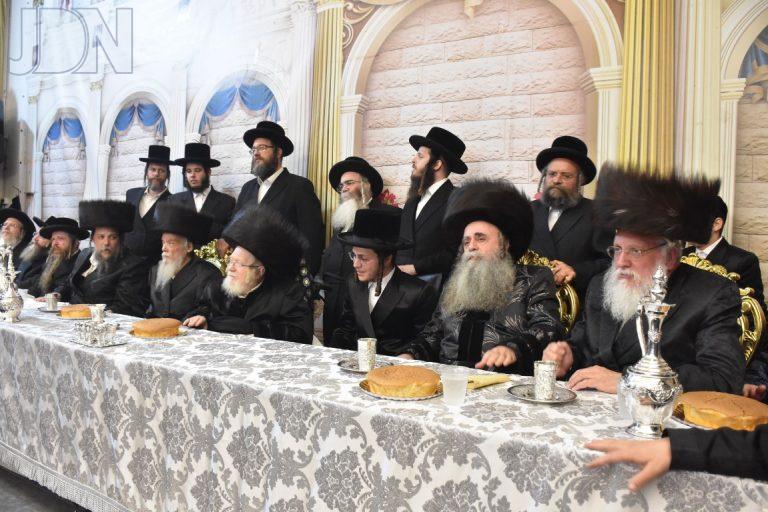קרעטשניף - צאנז שיכון ג' - סערט ויז'ניץ י-ם - רמת שלמה אירוסין (12)