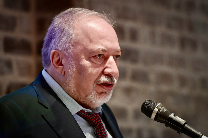 AVIGDOR LIBERMAN