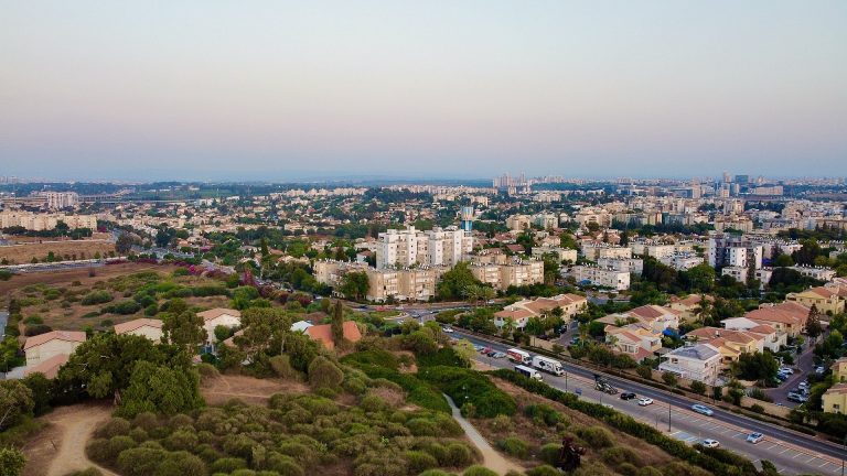 Ness_Ziona_view_from_north-west