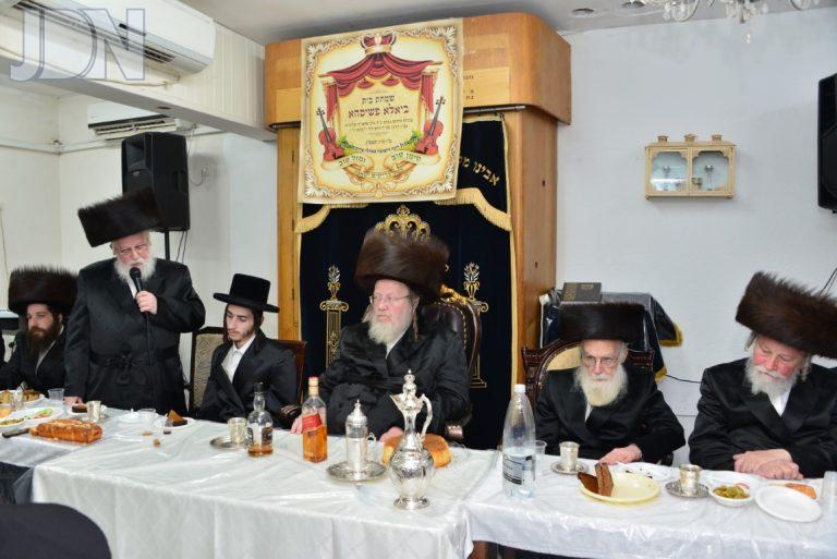 ביאלא פשיסחא אירוסין לנכדה (21)